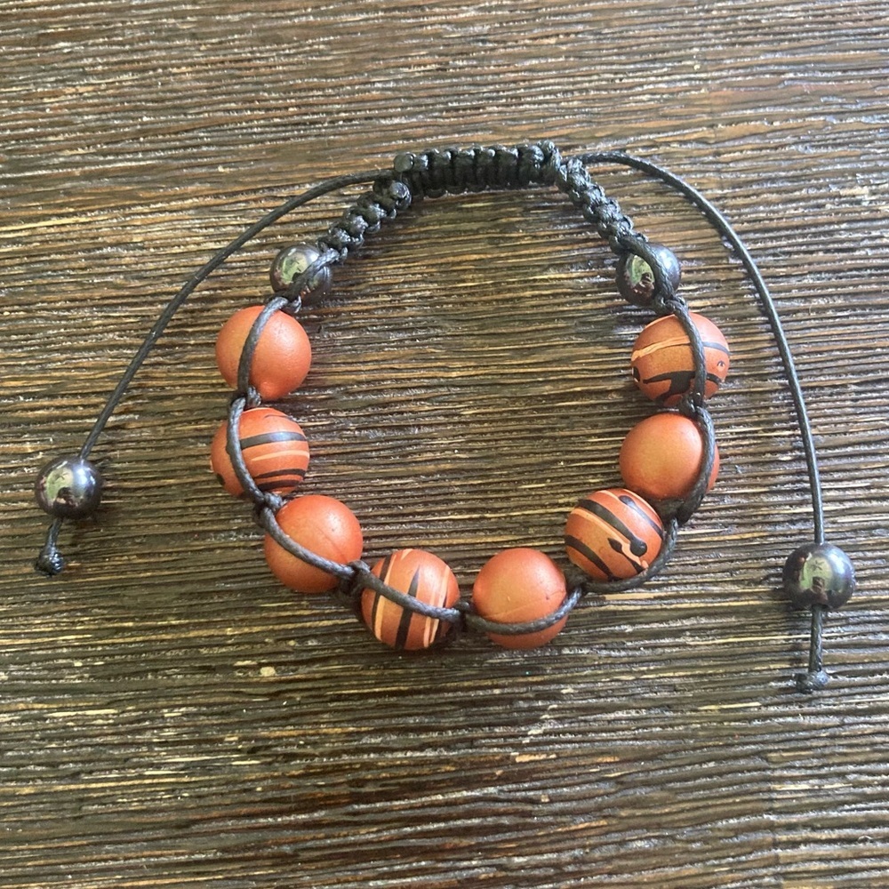 💎 Adjustable Black Cord Bracelet